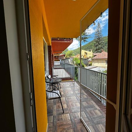 Sara Apart Belleview Σινάια Εξωτερικό φωτογραφία